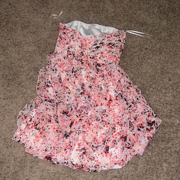 White House black market dress - Picture 2 of 3